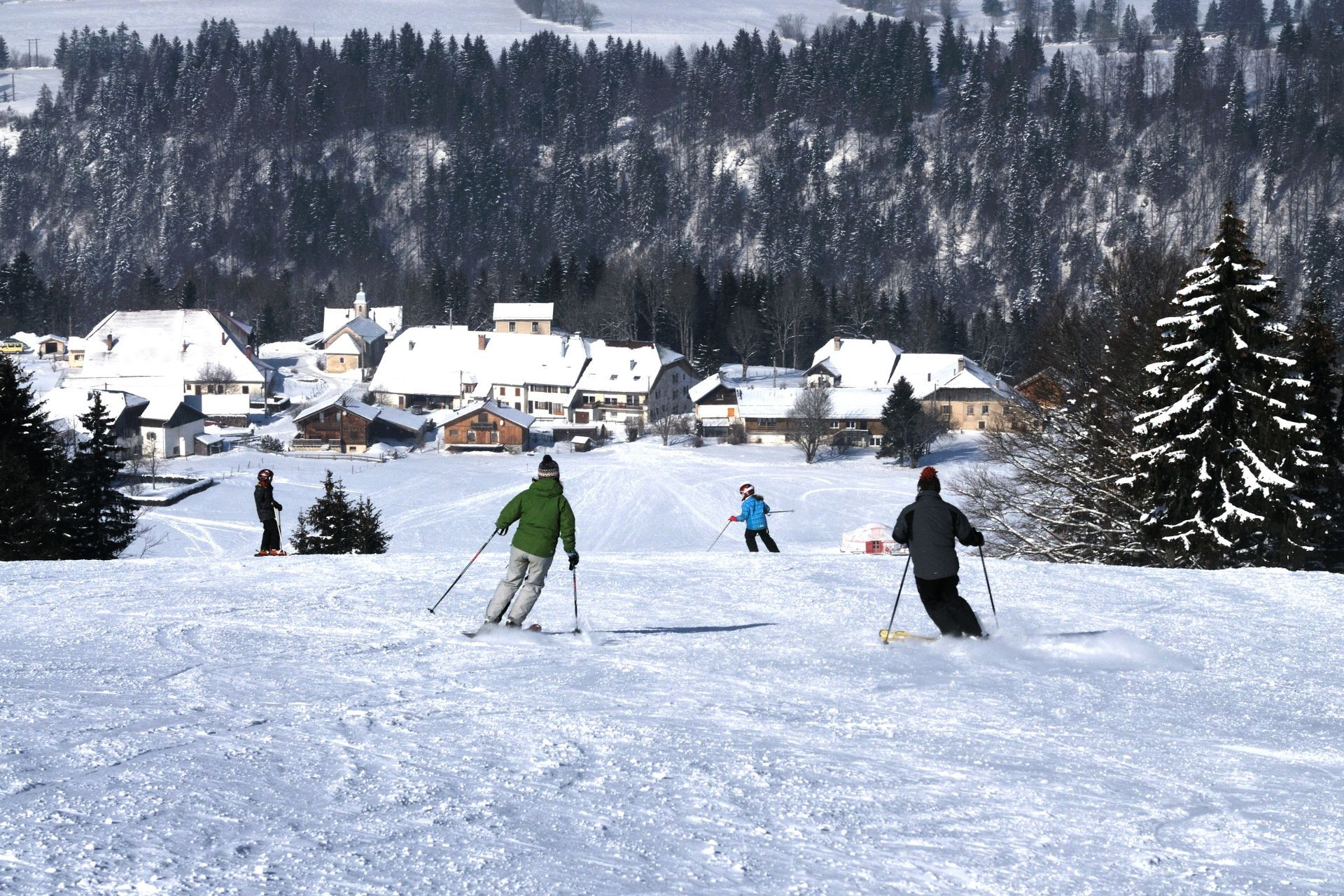haut-doubs-entre-les-fourgs-station-ski-hiver-piste-759