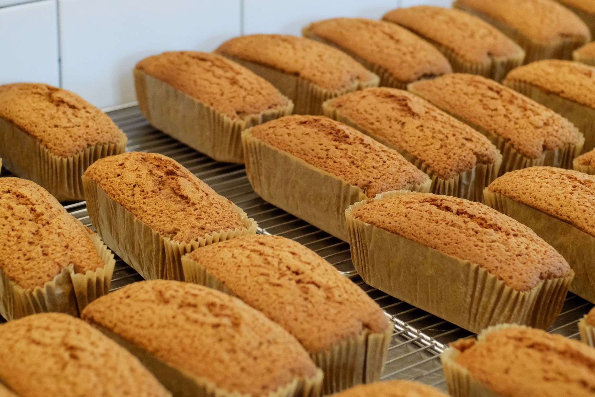 fabrication-gateau-cheni-film-114921 - &copy; Cheni Films