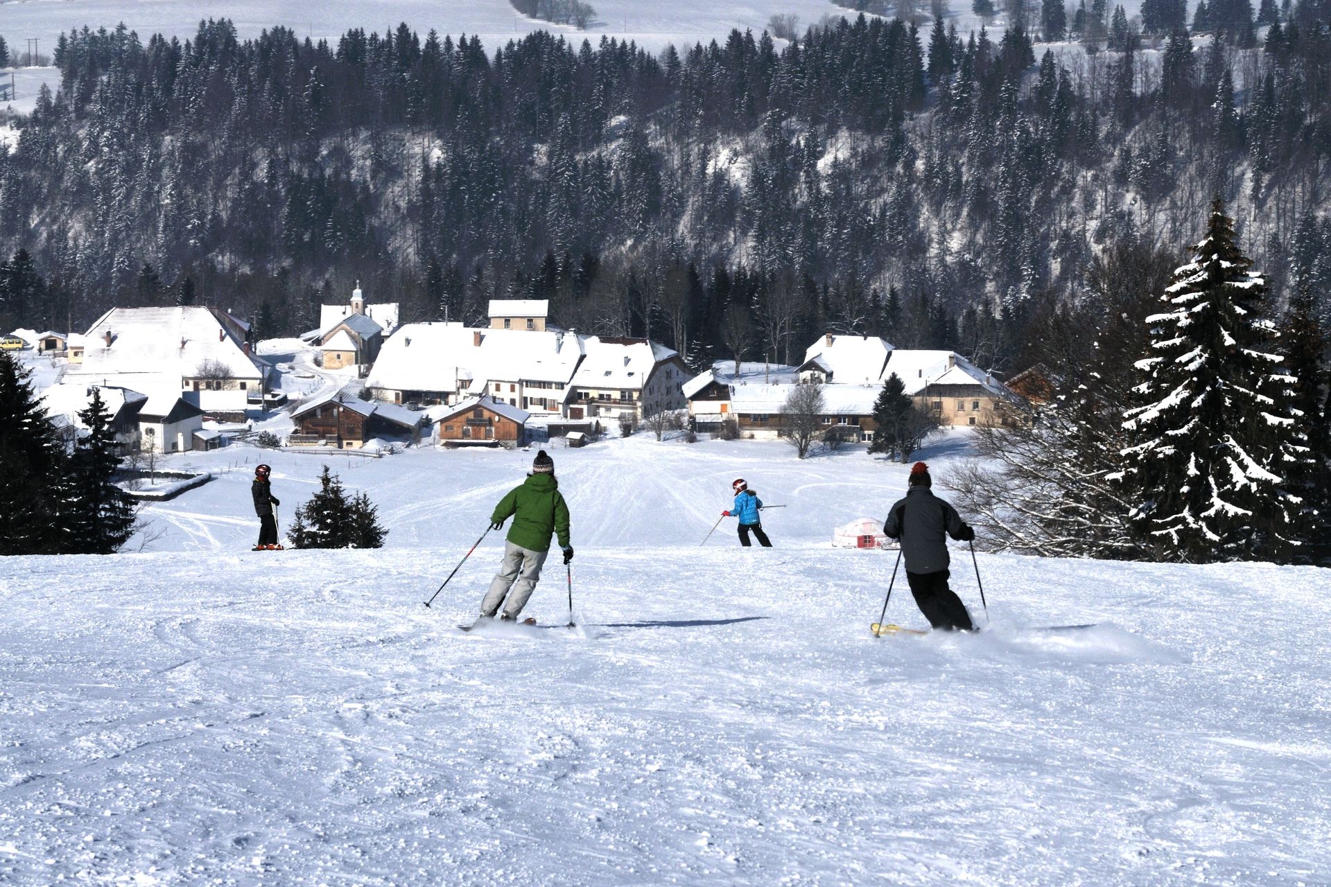 haut-doubs-entre-les-fourgs-station-ski-hiver-piste-14417