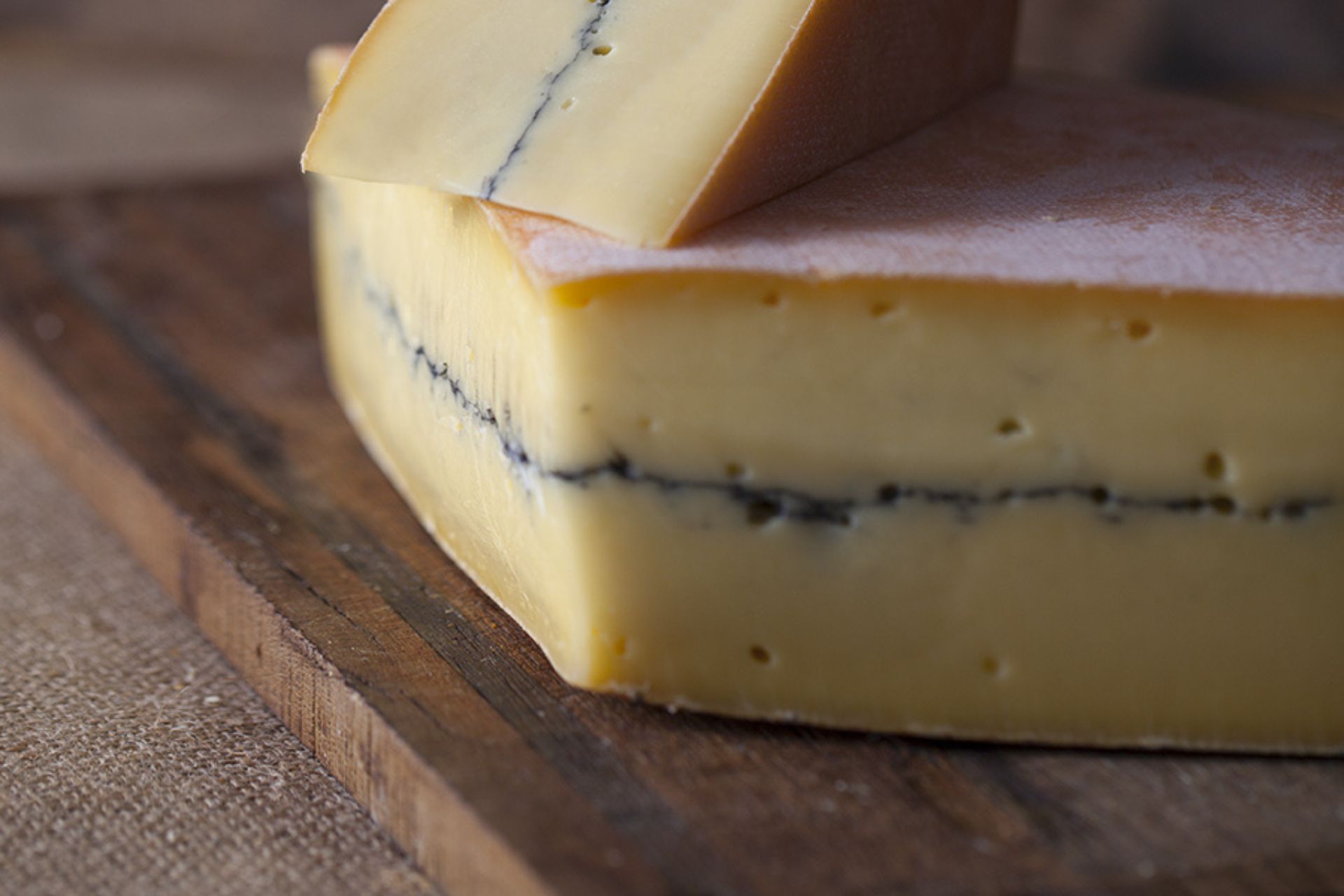 Morbier - &copy; GPPR LUKAM PICTURES