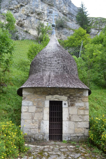 Chapelle Saint-Léger à La Cluse-et-Mijoux