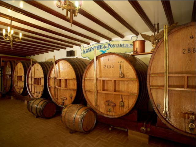 DISTILLERIE - PIERRE GUY_2