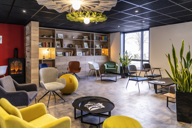 Ibis Pontarlier 6550