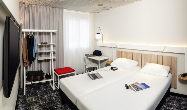 Ibis Pontarlier 6550
