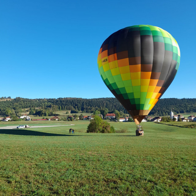 HAUTDOUBS MONGOLFIERE