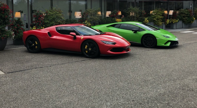 Ferrari et lamborghini 