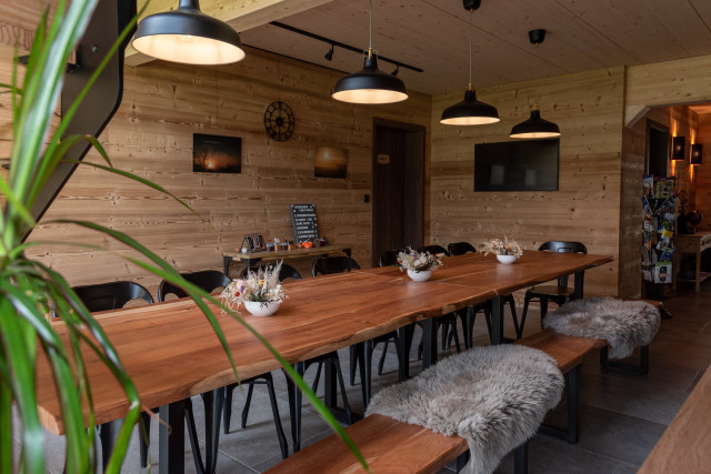 NotreChalet_Salle à manger commune