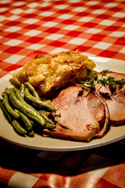 Table_Exception_Mines_HD_2000_Copyright Tamara Berger