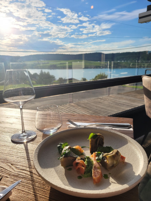 Vue sur le Lac de Saint-Point