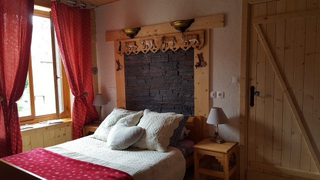 CHAMBRE D'HÔTES - LES GENTIANES 4 places