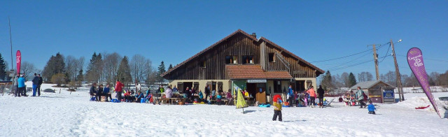 GÎTE D'ÉTAPE - LE HAUT SAUGEAIS BLANC - Hiver panoramique