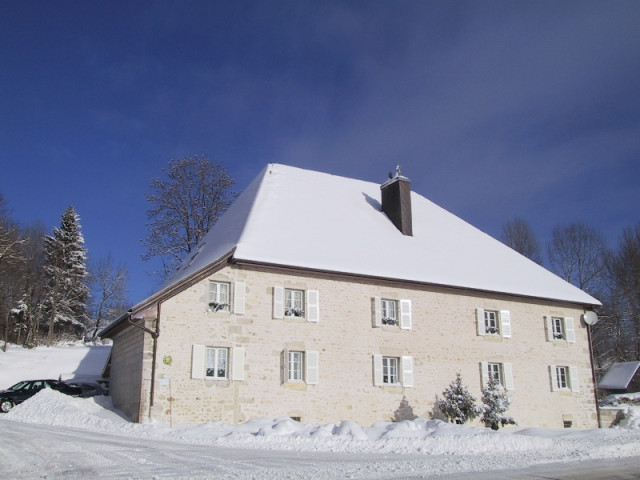 APPARTEMENT 3 - maison sous la neige