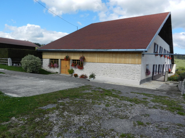 Accès gîte et place de parking