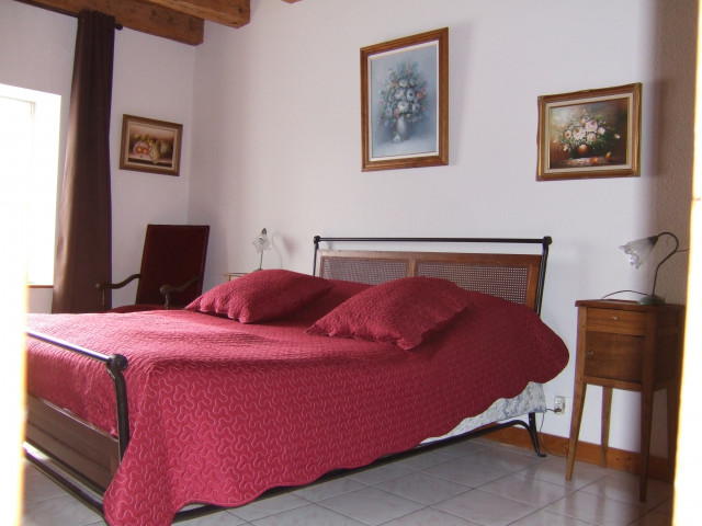 Autres vue de la Chambre parentale + Bureau + lit bébé