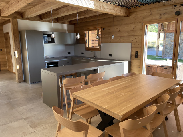 Cuisine et séjour Chalet 10+2 ChaletsCoeurduLac fr