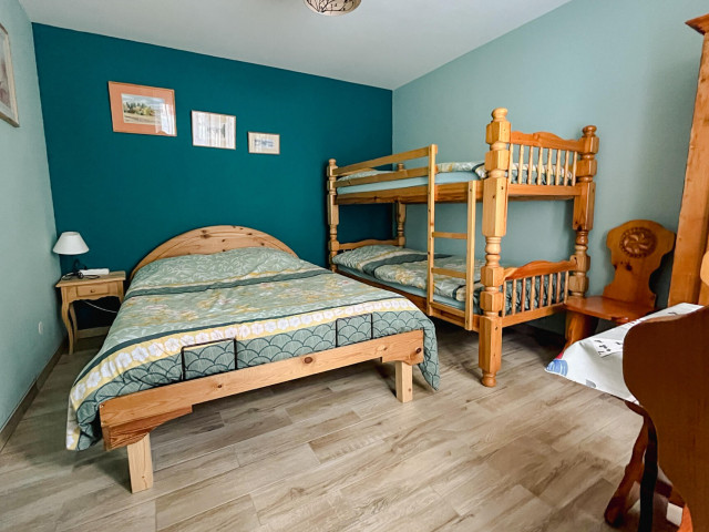 Gite Pre Cebriot Mouthe Chambre 4 personnes