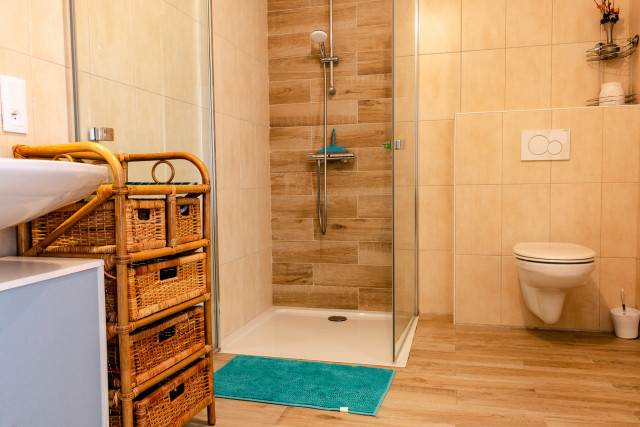 Gite Pre Cebriot Mouthe Salle de bains