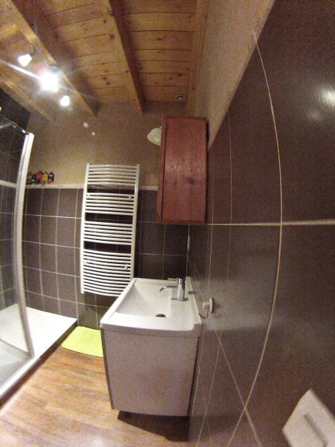 Salle de bain du Rez de Chaussée