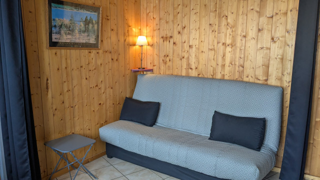 PXL_20251205_112448792