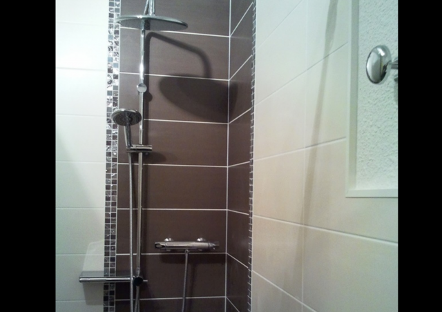 Le Petit Sarrageois - salle de bain