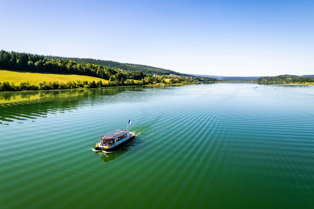 haut-doubs-croisière-lac-saint-point