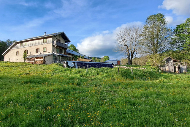 la-petite-echelle-maison-jardin-61150