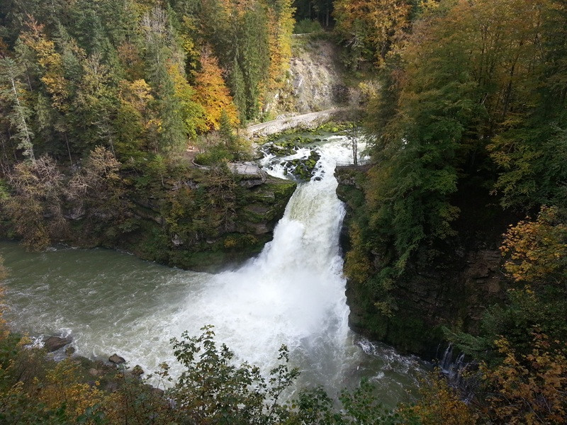 20131018-152308-296848