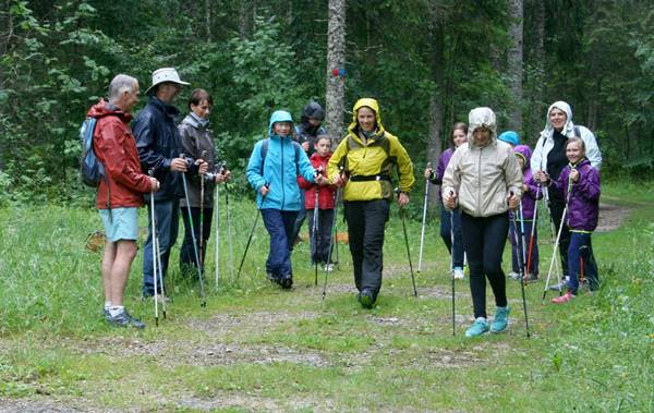 MARCHE AVEC BÂTONS_1