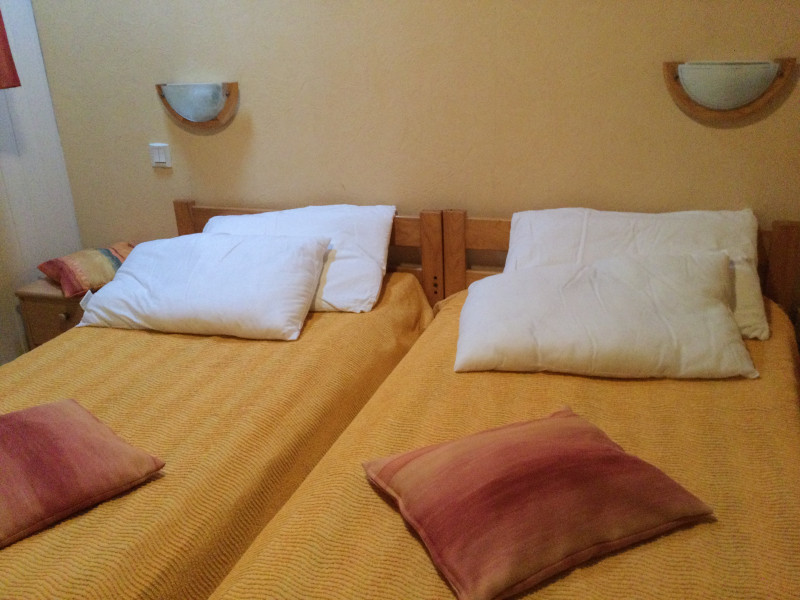 9307BD94-297D-4FA6-B1B0-FD8BFC234770