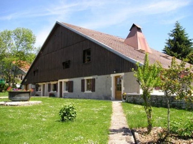 Notre ferme comtoise l'été