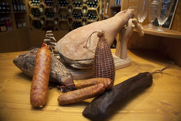 Tuyé du Papy Gaby Gilley produits du tuyé © Office de Tourisme Montbenoit