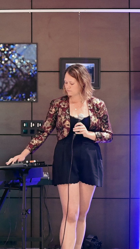 b7dc7b9da9117fb19ccd098ea925344f